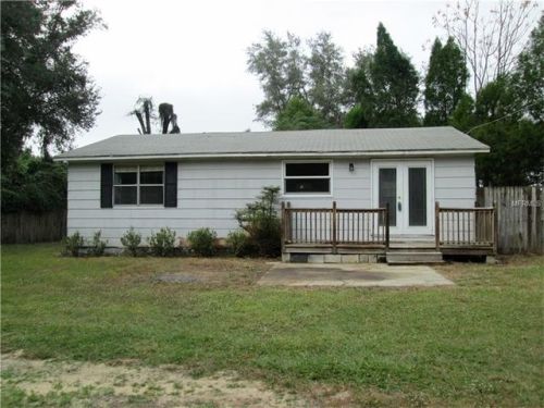 10834 Magnolia Dr, Thonotosassa, FL 33592-2811