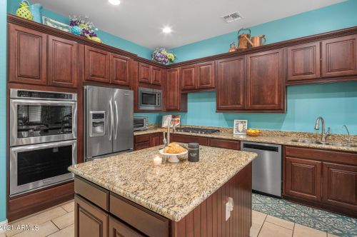 5504 Palo Brea Ln, Cave Creek AZ 85331-2432 exterior