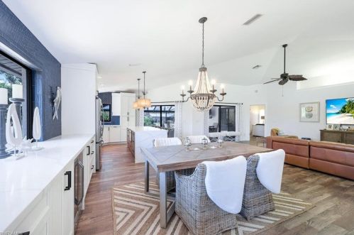 999 Valley Dr, Bonita Springs FL  34134-7438 exterior