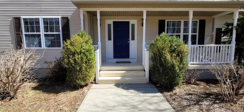 11 Peach Tree Hill Ave, Gales Ferry, CT 06339-1651