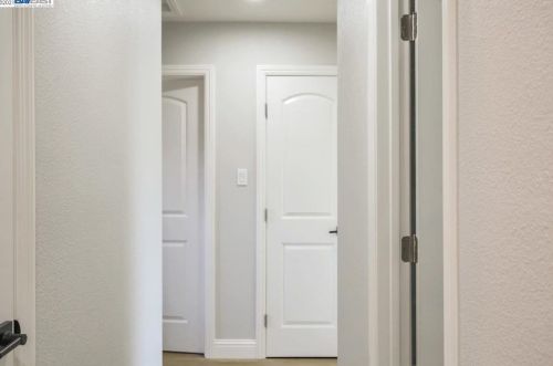 27057 Lemay Way, Hayward CA  94544-4319 exterior