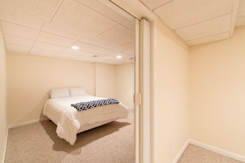 12 Gold Leaf Ln, Mashpee MA 02649-3556 exterior