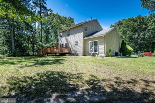 142 Split Rock Rd, Browns Mills NJ  08015-6542 exterior