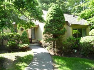 280 Heritage Hls, Somers Town, NY 10589-1205