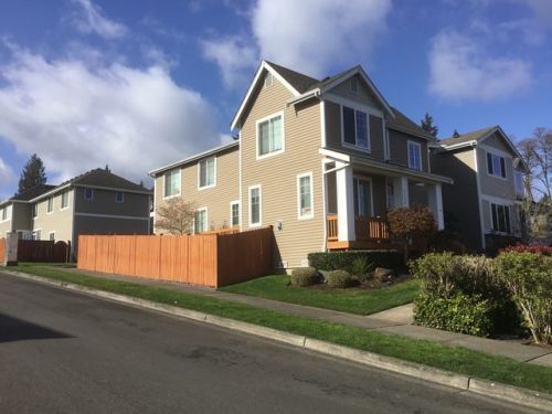 2522 8th St, Puyallup, WA 98373-1646