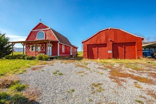 14879 Blue Grass Trl, Bland, VA 24315-4738