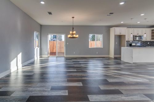 1916 Pine Meadow Dr, Santa Rosa CA  95403-1584 exterior