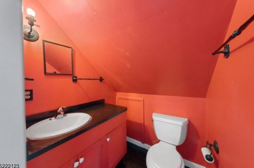 27 New York Ave, Flemington NJ  08822-1437 exterior