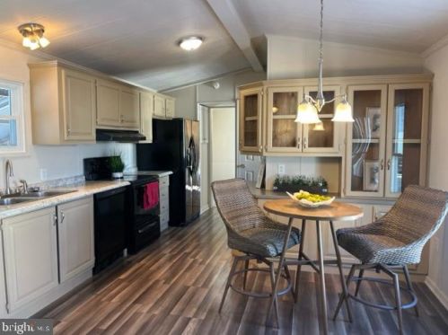 4538 Homestead Dr, Ironton, PA 18037-2315