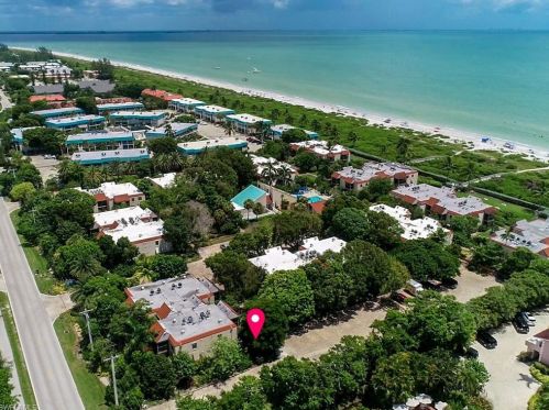 845 Gulf Dr, Sanibel FL  33957-7096 exterior