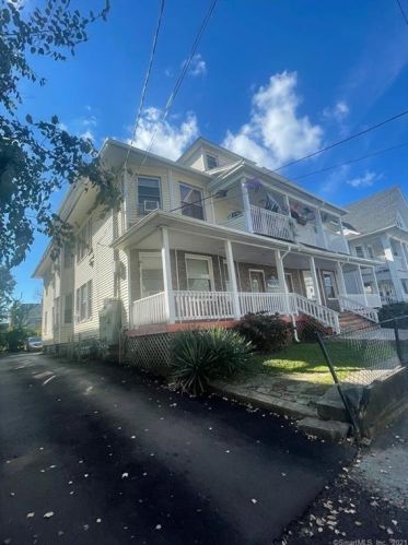 75 James St, Bridgeport CT  06604-3522 exterior