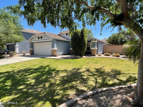 2575 Harrison Ct, Gilbert, AZ 85295-9028