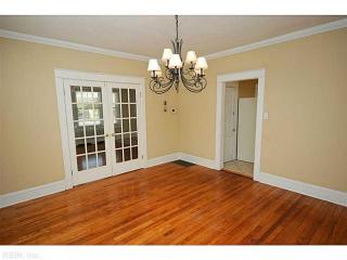 620 Rhode Island Ave, Norfolk VA  23508-2146 exterior