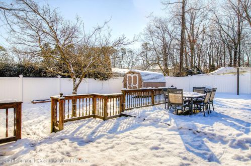 106 Old Lanes Mill Rd, Bricktown, NJ 08724-7024