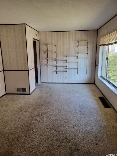 331 Harrison Blvd, Ogden, UT 84404-4154