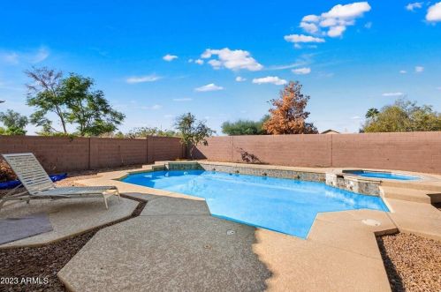 550 Emerson St, Chandler AZ  85225-6901 exterior