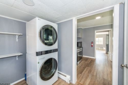 35 Harrison St, Wantage NJ  07461-2119 exterior