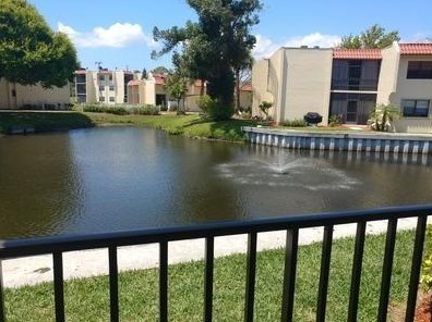 2050 Oleander Blvd, Fort Pierce FL  34950-5308 exterior