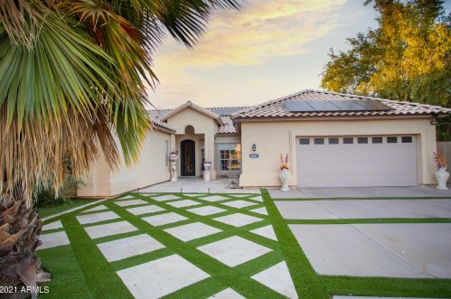 426 Sage Brush St, Gilbert, AZ 85233