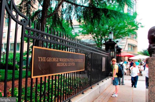 1010 25th St, Washington DC  20037-1658 exterior