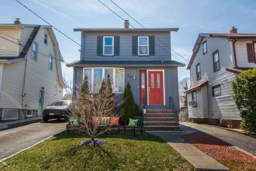 32 Walter St, Bloomfield, NJ 07003-4016