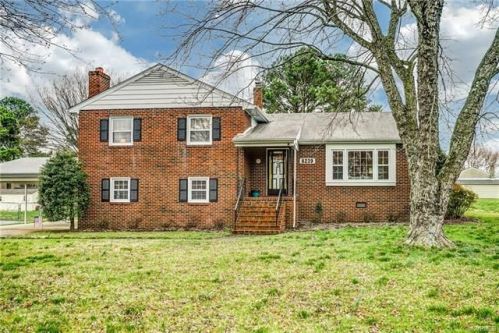 8239 Meadowview Ln, Mechanicsville, VA 23111-2213