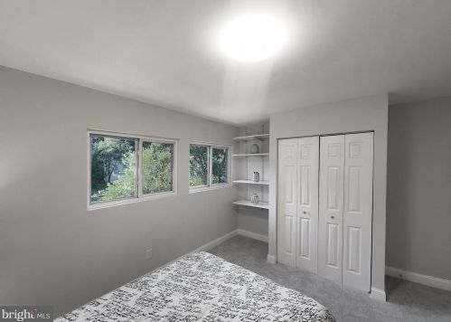 2227 Sanibel Dr, Herndon VA  20191-1227 exterior