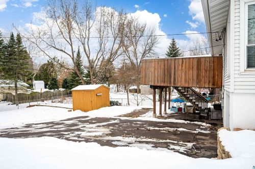4230 Dodge St, Duluth MN  55804-1448 exterior