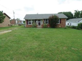 243 Evergreen Cir, Hendersonville, TN 37075-2945