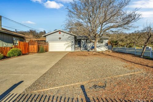 19138 Hidden Valley Rd, Middletown, CA 95467-8048