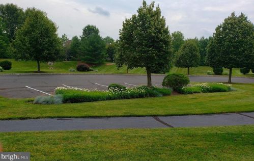 754 Twining Way, Collegeville PA  19426-4154 exterior