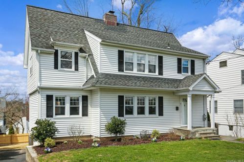 9 Rutgers Pl, Scarsdale, NY 10583-4905
