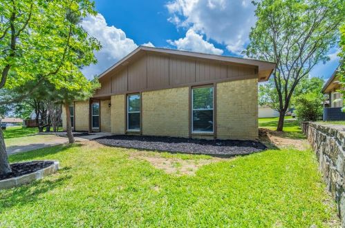 2901 Woodhaven, Carrollton, TX 75007-5421