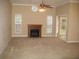 219 Hermitage Blvd, Oak Ridge, TN 37830-4511