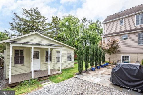 527 Willis St, Fredericksburg VA  22401-5650 exterior