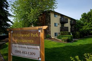 212 Wedgewood Ave, Spokane WA  99208-5385 exterior