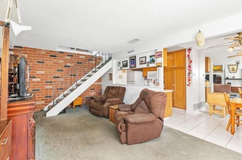 12115 Wintergreen Dr, Lakeside, CA 92040-4038