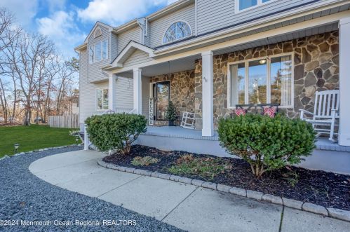 119 Serpentine Dr, Berkeley Township NJ  08721-2447 exterior