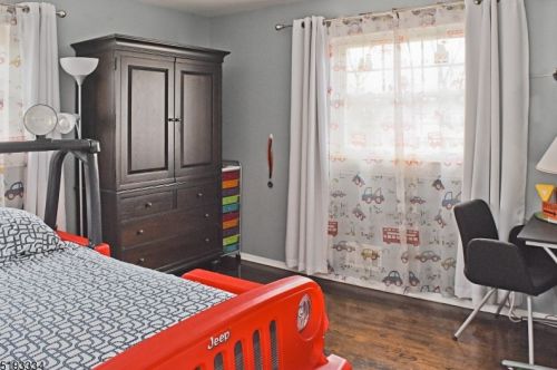 130 College View Dr, Hackettstown NJ  07840-1022 exterior