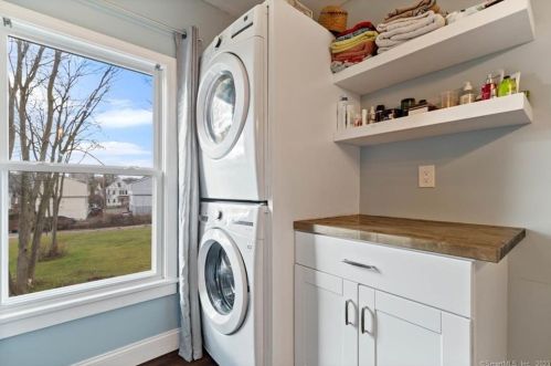 3 Griswold Ct, United States Coast Guard Ac CT  06320-5209 exterior