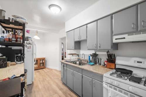 3112 Elroy Ave, Pittsburgh PA 15227-2825 exterior