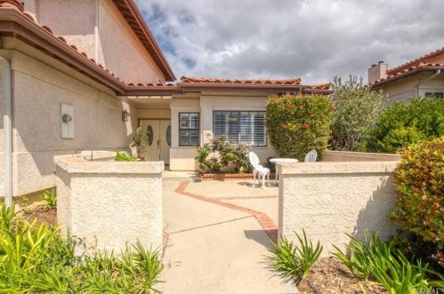 6525 Beachview Dr, Rancho Palos Verdes CA  90275-5800 exterior