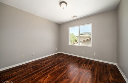 957 Queen Annes Ln, Beaumont CA  92223-7808 exterior