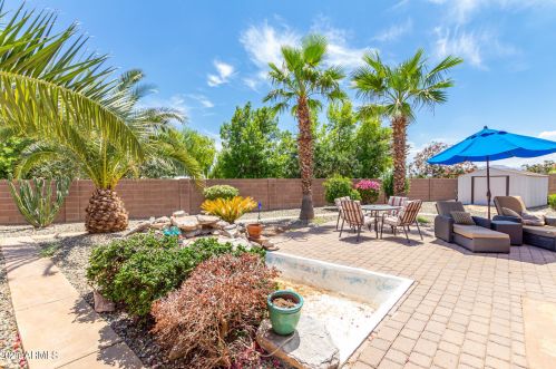15423 Statler Cir, Sun City AZ  85374-1462 exterior