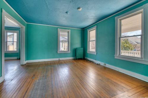 506 Madison Ave, Greenport NY  11944-1547 exterior