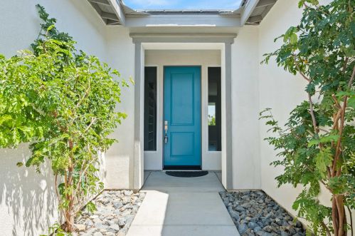31260 Avenida Del Padre, Cathedral City CA  92234-3008 exterior