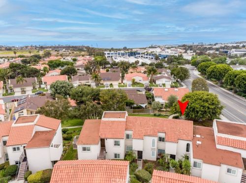 6571 Paseo Del Norte, Carlsbad CA  92011-2469 exterior