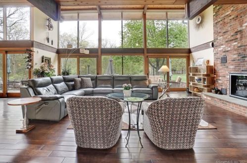 181 Maltby Ln, Wallingford CT  06492-5531 exterior