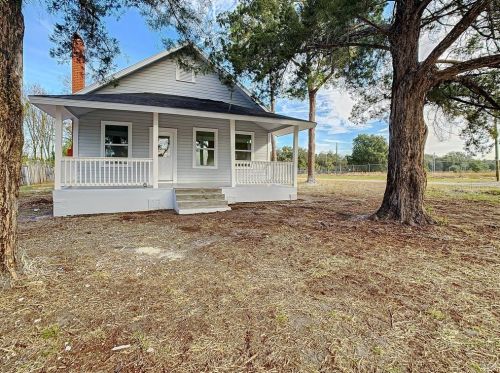 38923 Chapman St, Dade City, FL 33523-7017