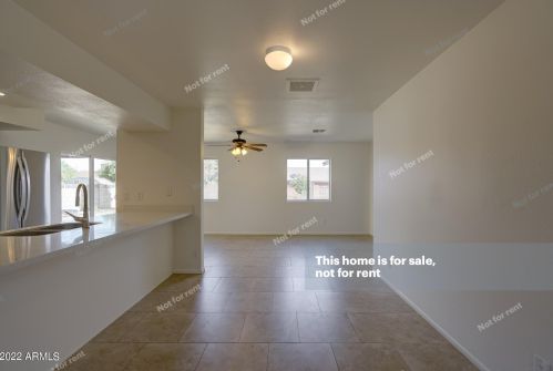 2157 Behrend Dr, Phoenix AZ  85027-4125 exterior